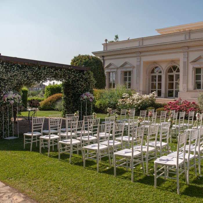 Esterni Villa Orsini con allestimento rito civile in villa