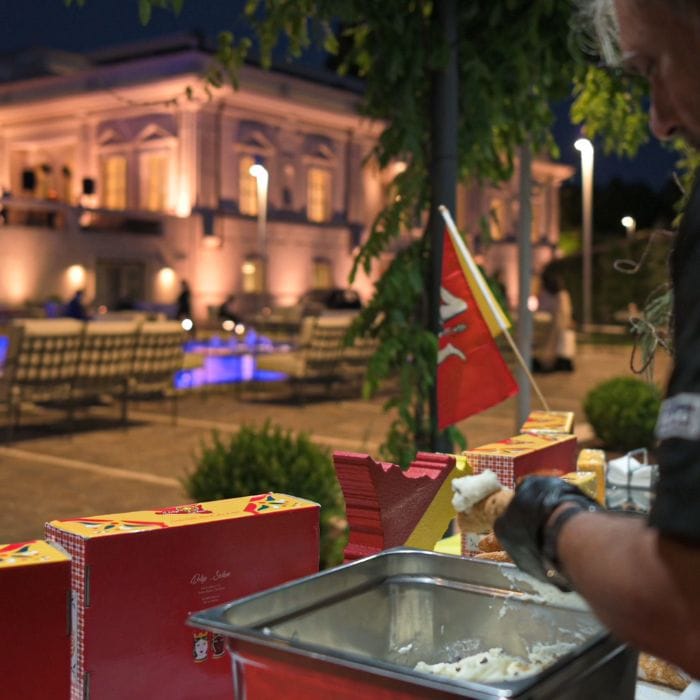 MAD_4097-2_mod_gallery