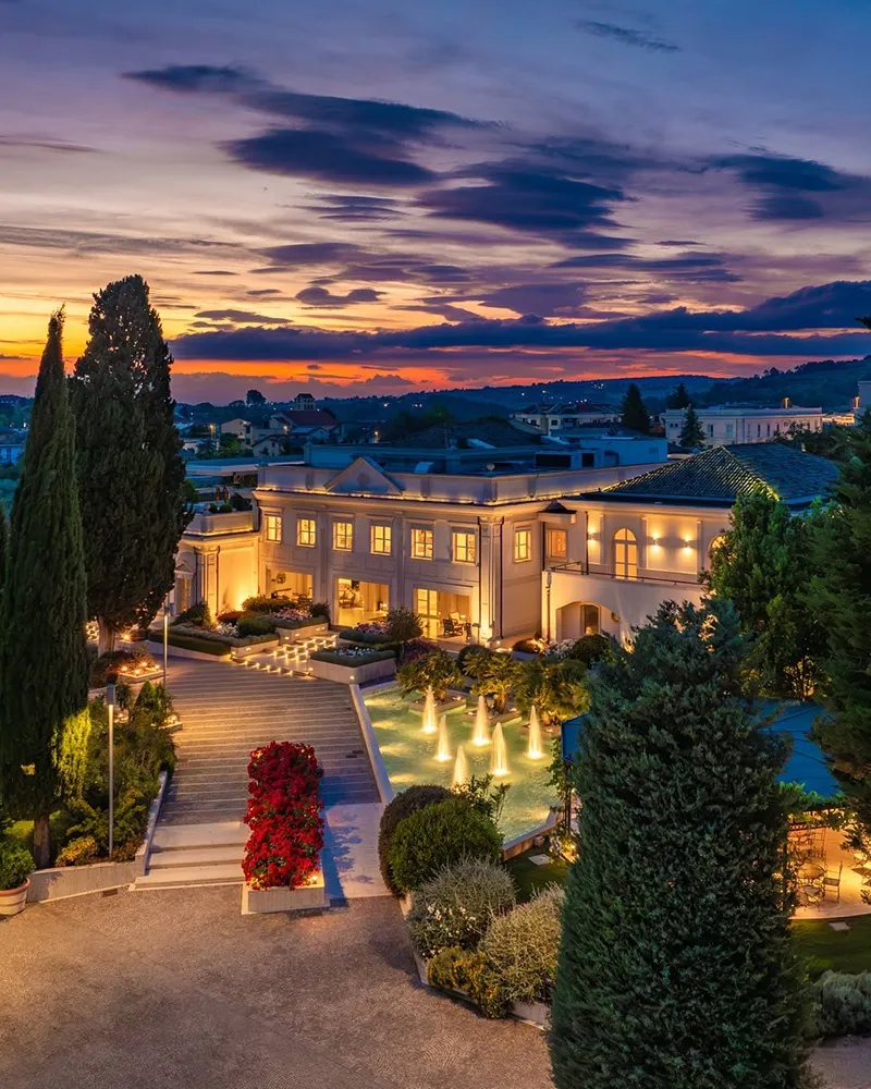Villa Orsini di sera